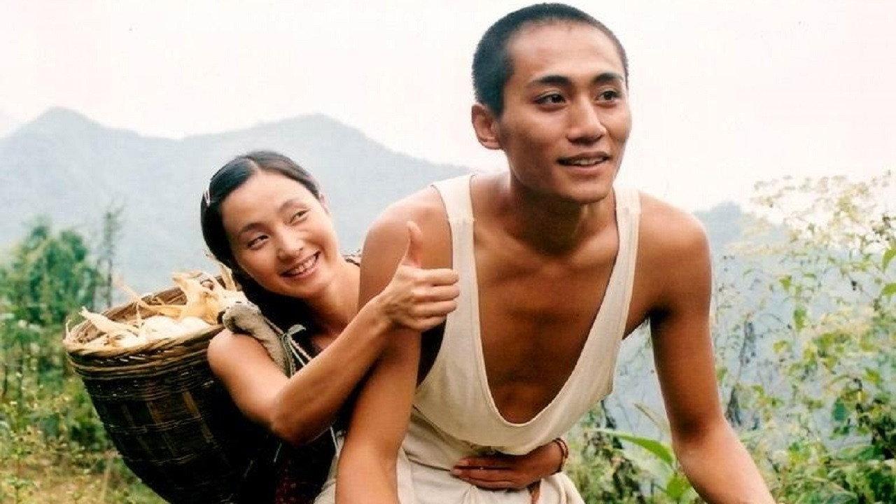 Sky Lovers 2002 movie scene