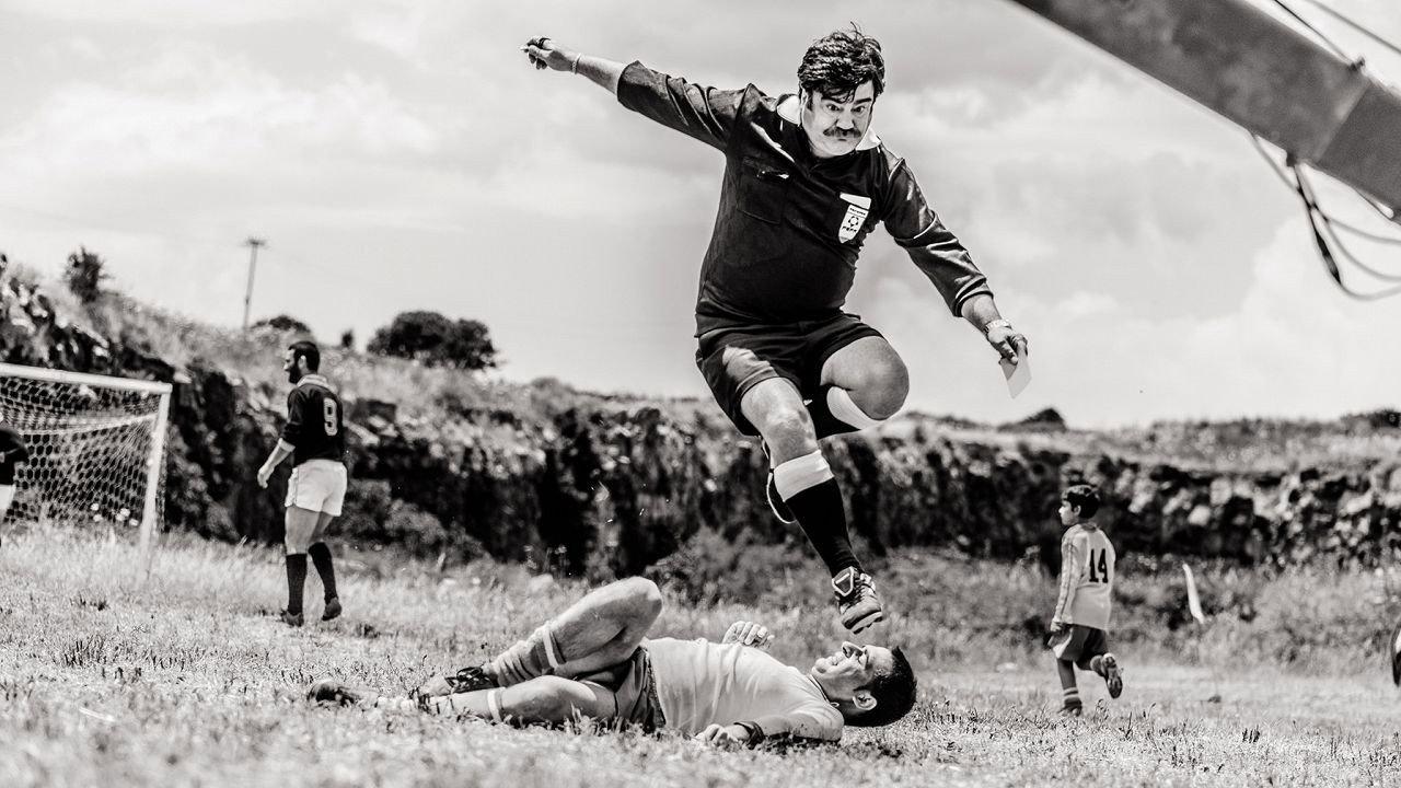The Referee 2013 movie scene