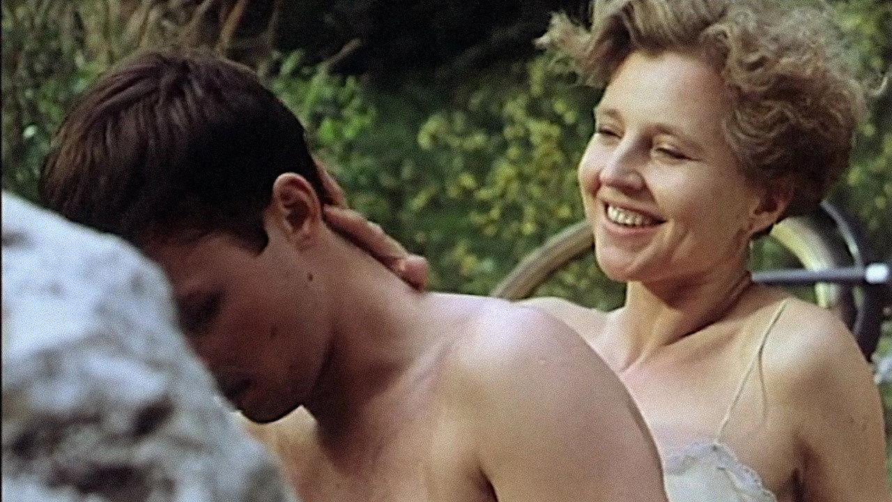 A Love in Germany 1983 movie scene