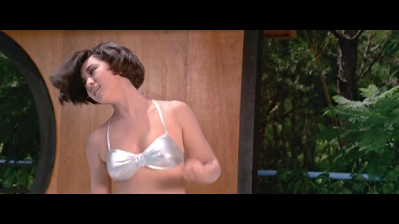 The Angel Strikes Again 1968 movie scene