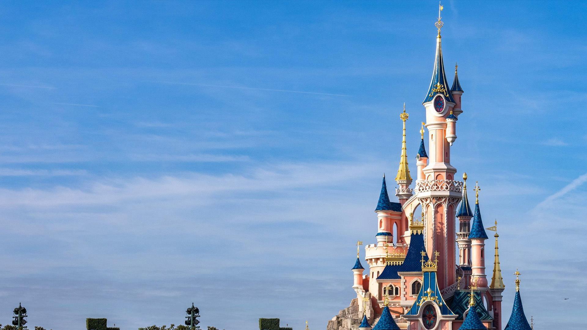 Disneyland Paris: The Secrets of the Castle 2022 movie scene
