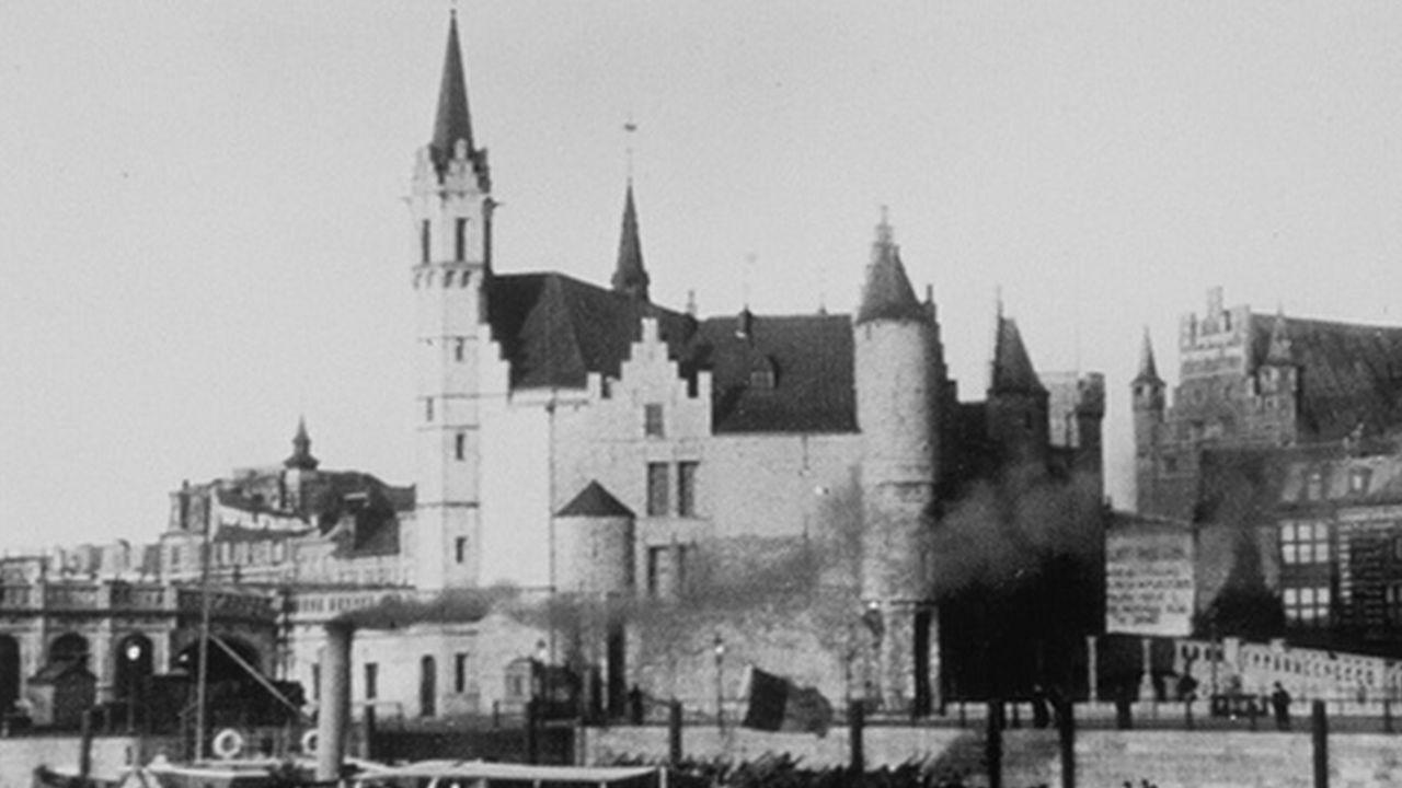 Panorama de la ville pris d’un bateau 1897 movie scene