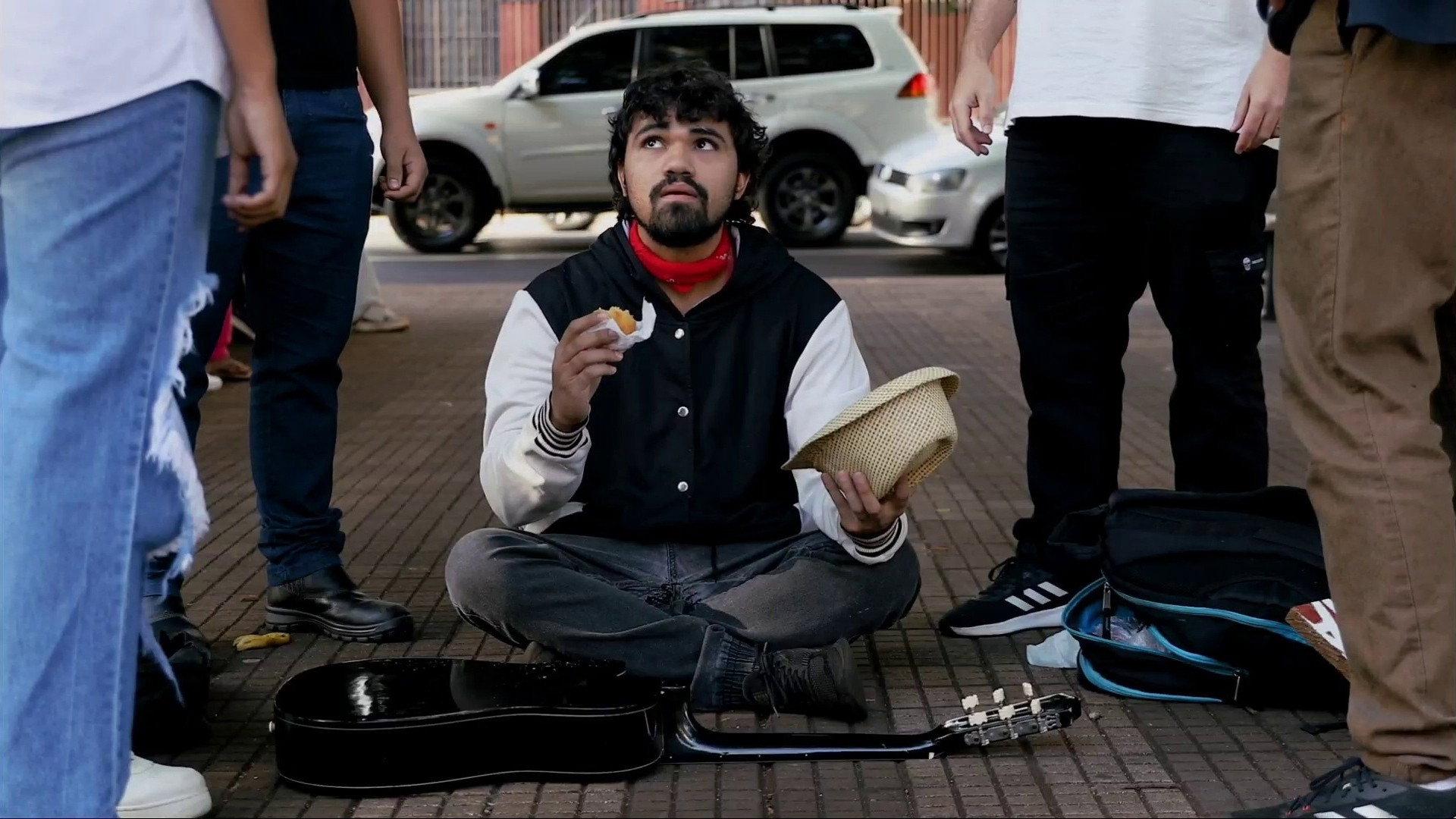 Alimente o Artista 2025 movie scene