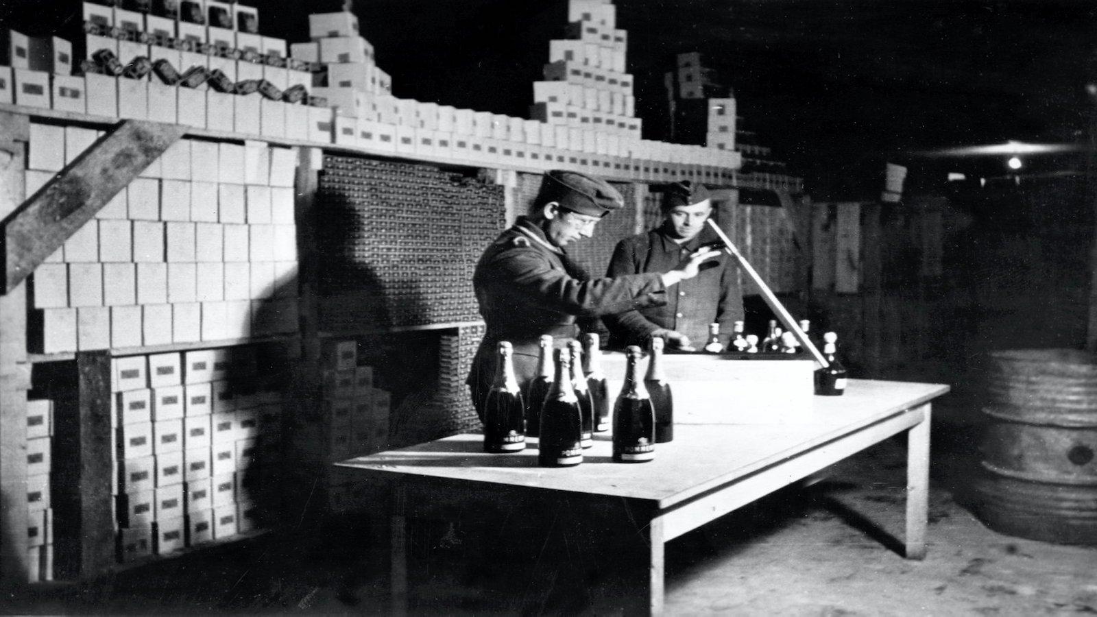 Les raisins du Reich 2024 movie scene