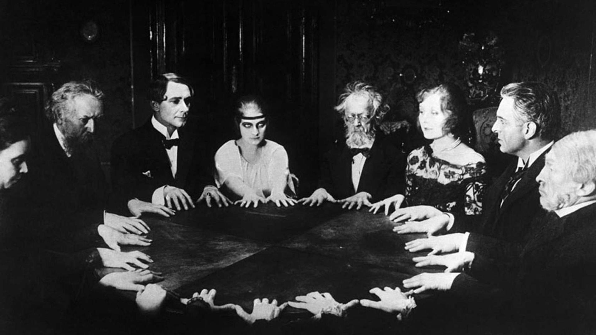 Dr. Mabuse, the Gambler 1922 movie scene
