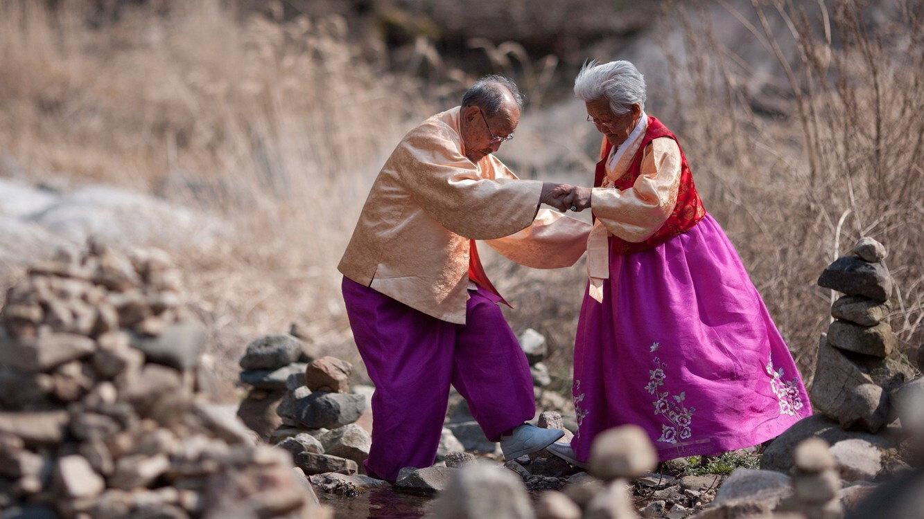 My Love, Don't Cross That River 2014 movie scene