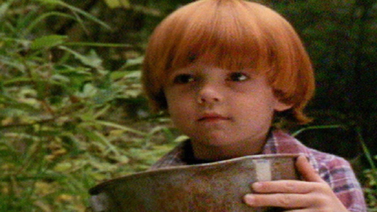 A Boy, a Dog, and a Frog 1981 movie scene