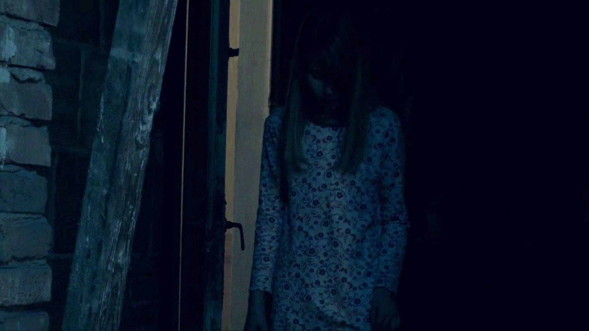 Dark Silence 2016 movie scene