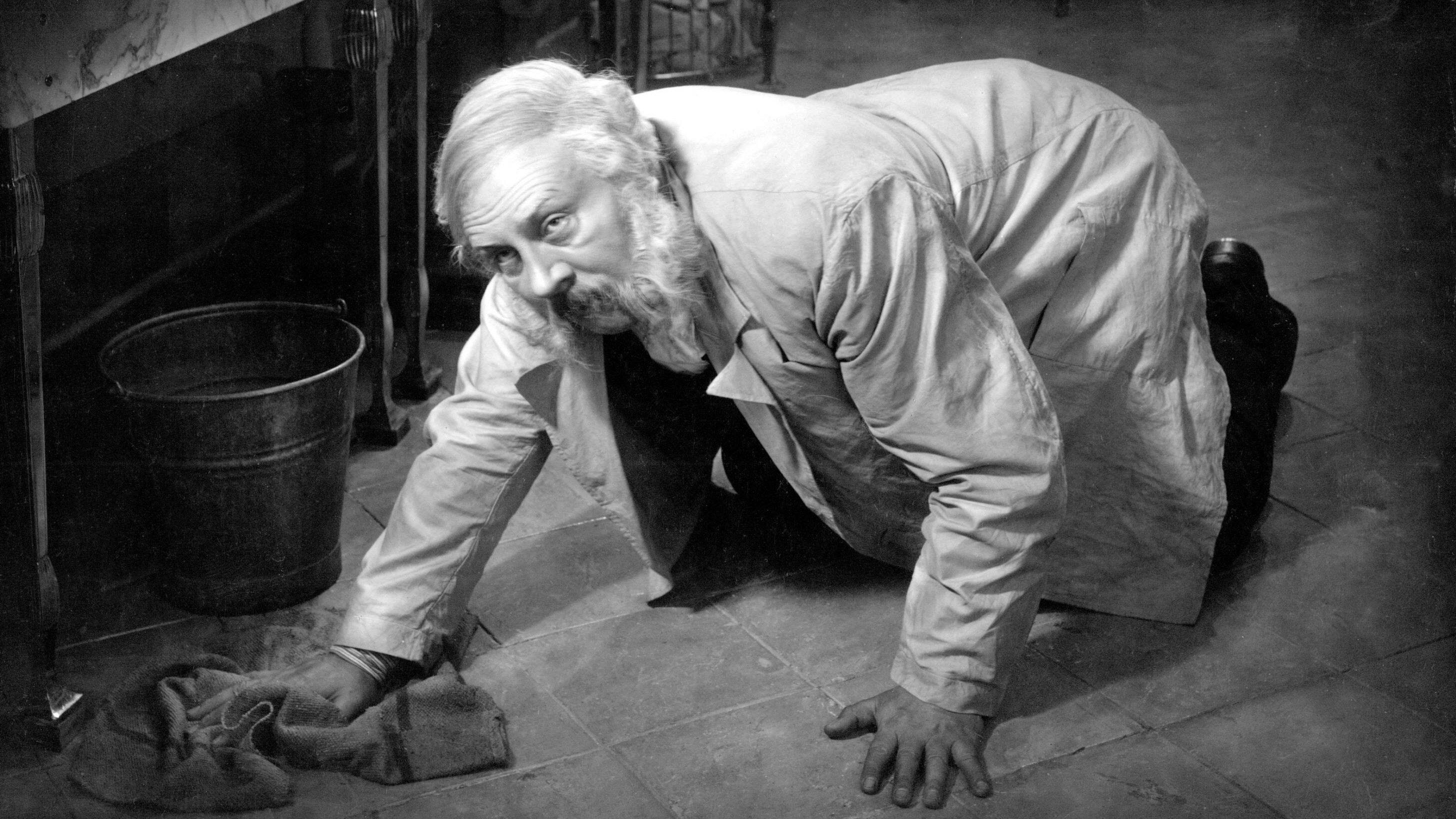 The Last Laugh 1924 movie scene