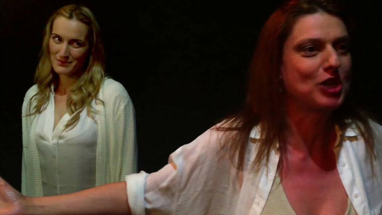 La sexta alumna 2016 movie scene