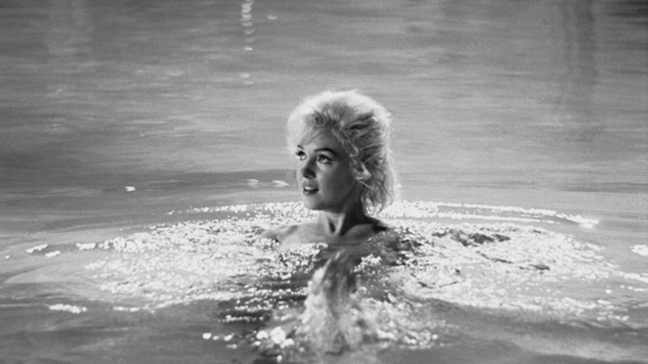 Something's Got to Give 1962 movie scene