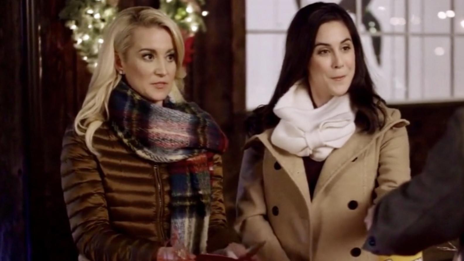 The Mistletoe Secret 2019 movie scene