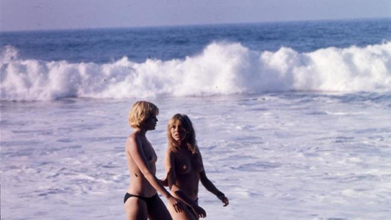 The Angel and the Beasts 1978 movie scene