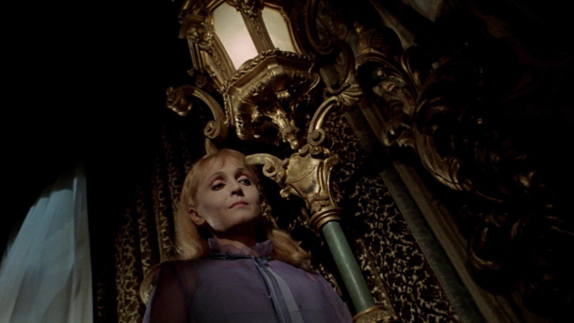Hatchet for the Honeymoon 1970 movie scene