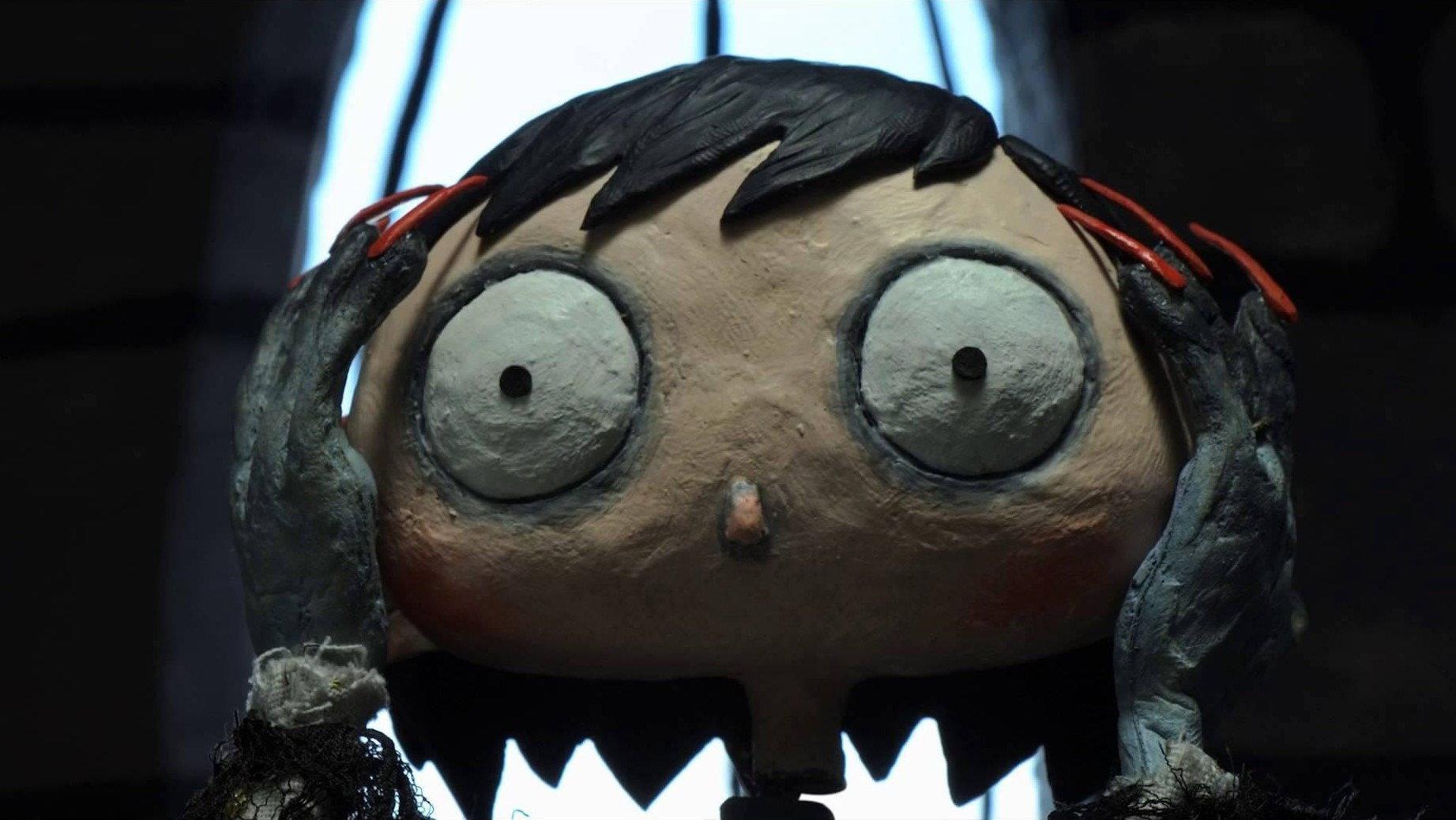 Land of the Heads 2009 movie scene