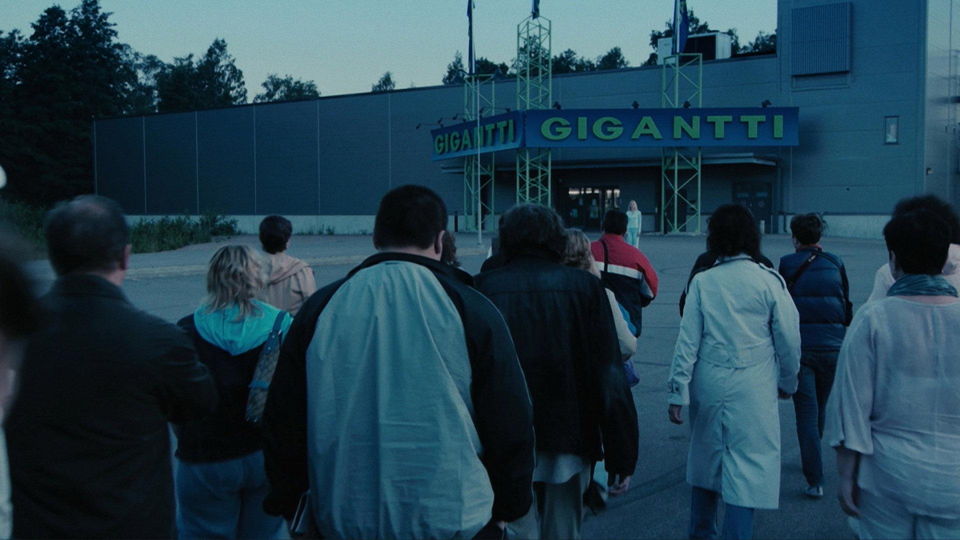 Shopping Tour 2013 movie scene
