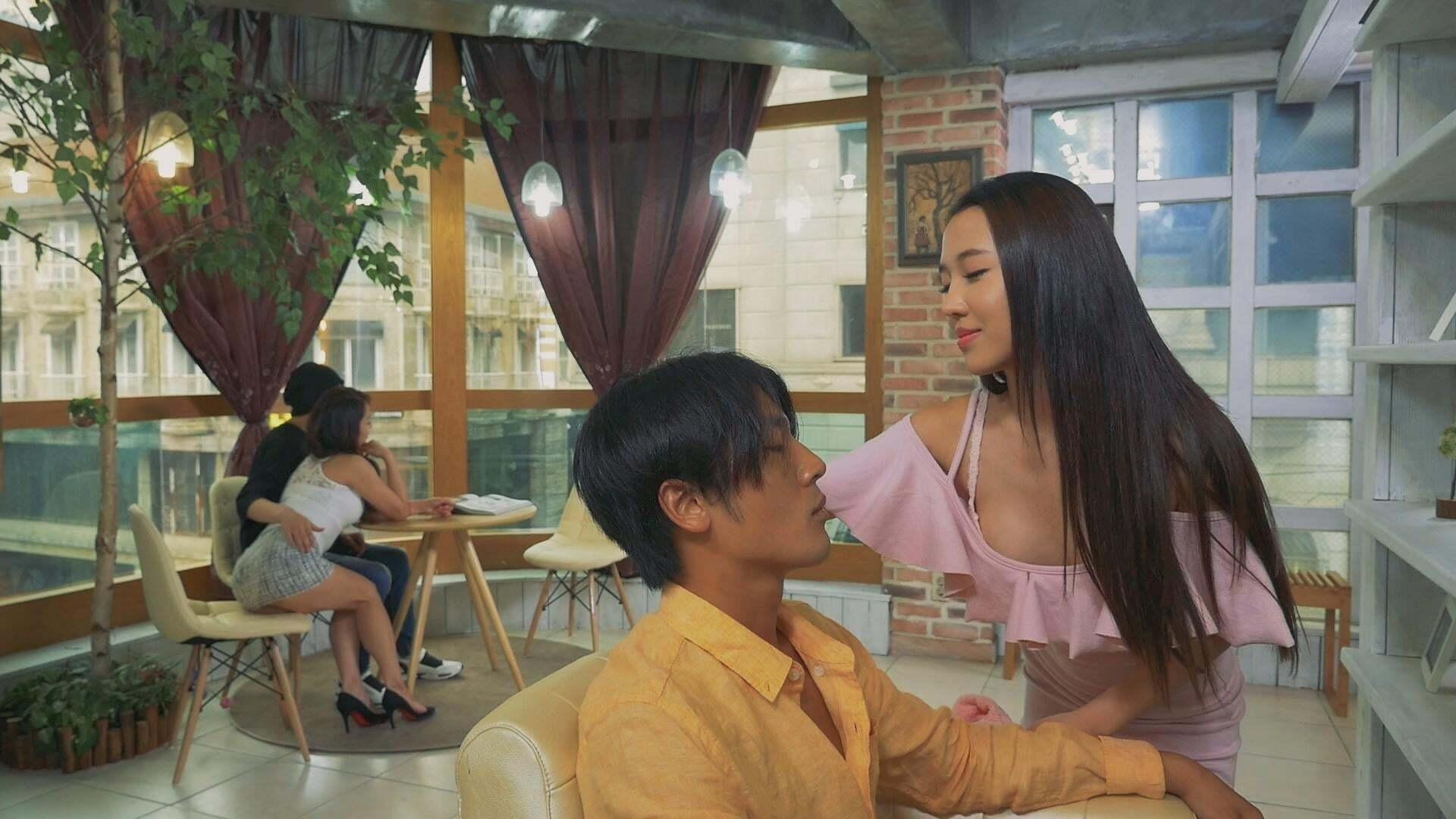 Strange Hair Salon 2015 movie scene
