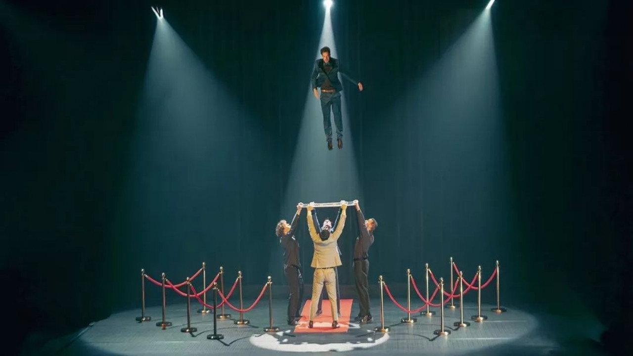 The awards par la compagnie Back Pocket 2025 movie scene