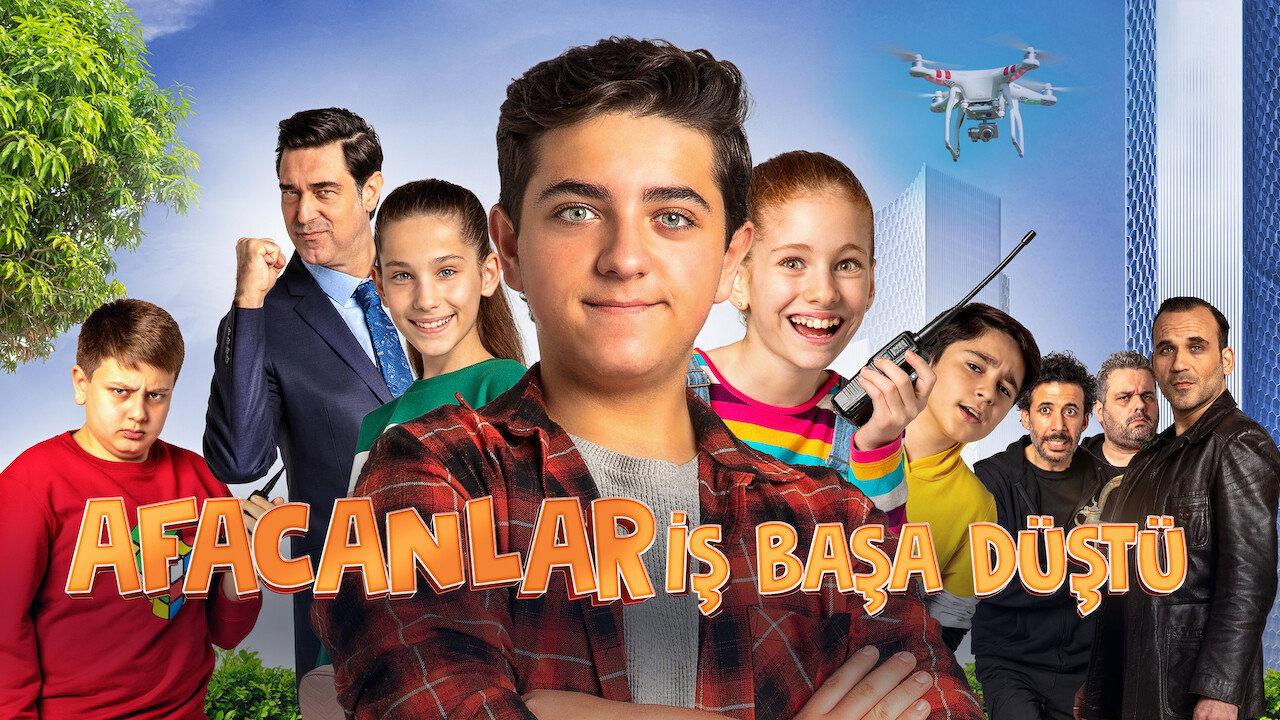Rascals on Duty 2022 movie scene