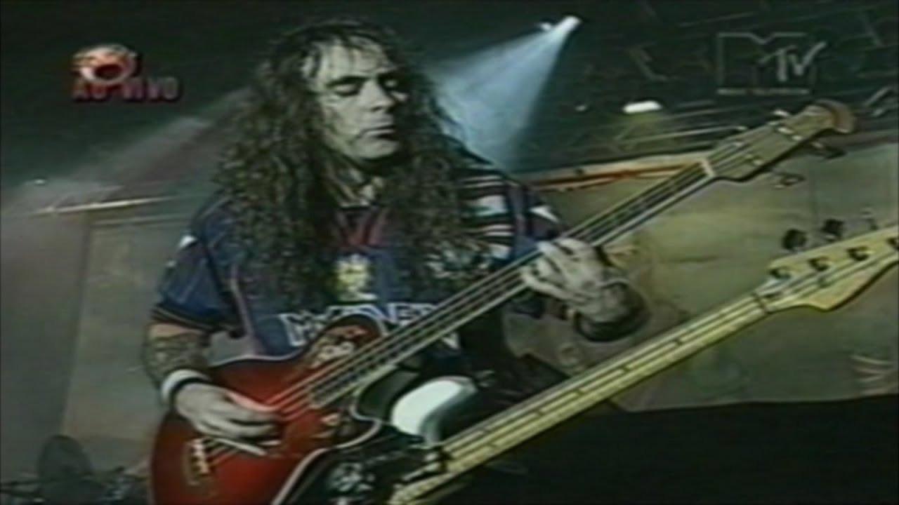 Iron Maiden: [1998] Live in Curitiba 1998 movie scene