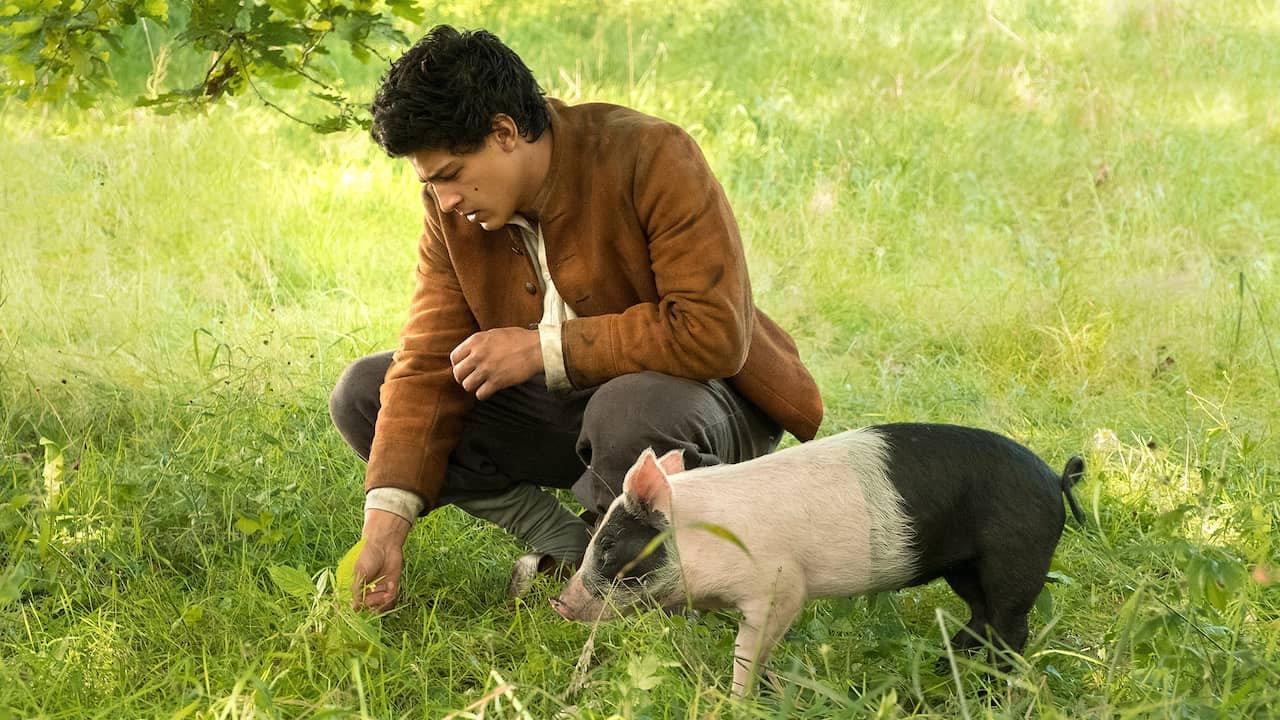 Der Schweinehirt 2017 movie scene