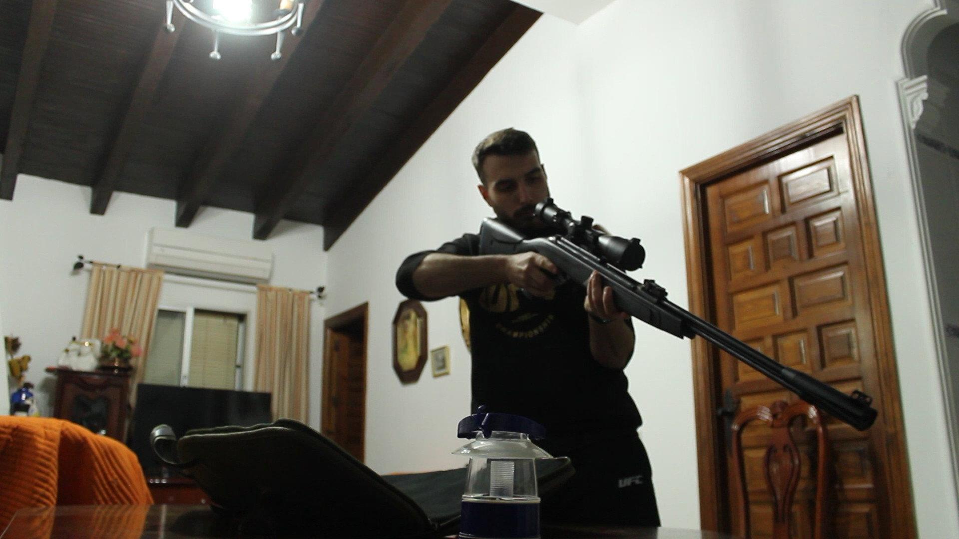 Saturno: La Noche de la Bestia 2025 movie scene