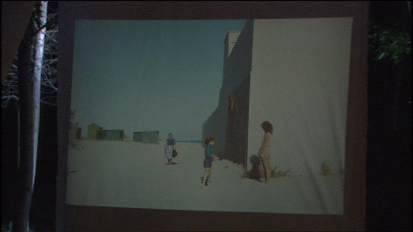Il mondo di Luigi Ghirri 1999 movie scene