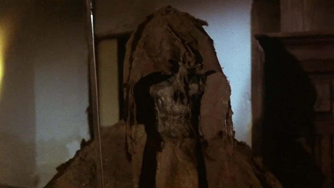 Night of the Seagulls 1975 movie scene