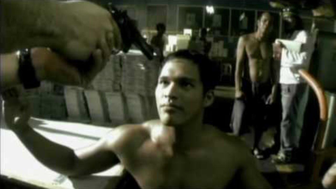 Mga Pusang Gala 2005 movie scene