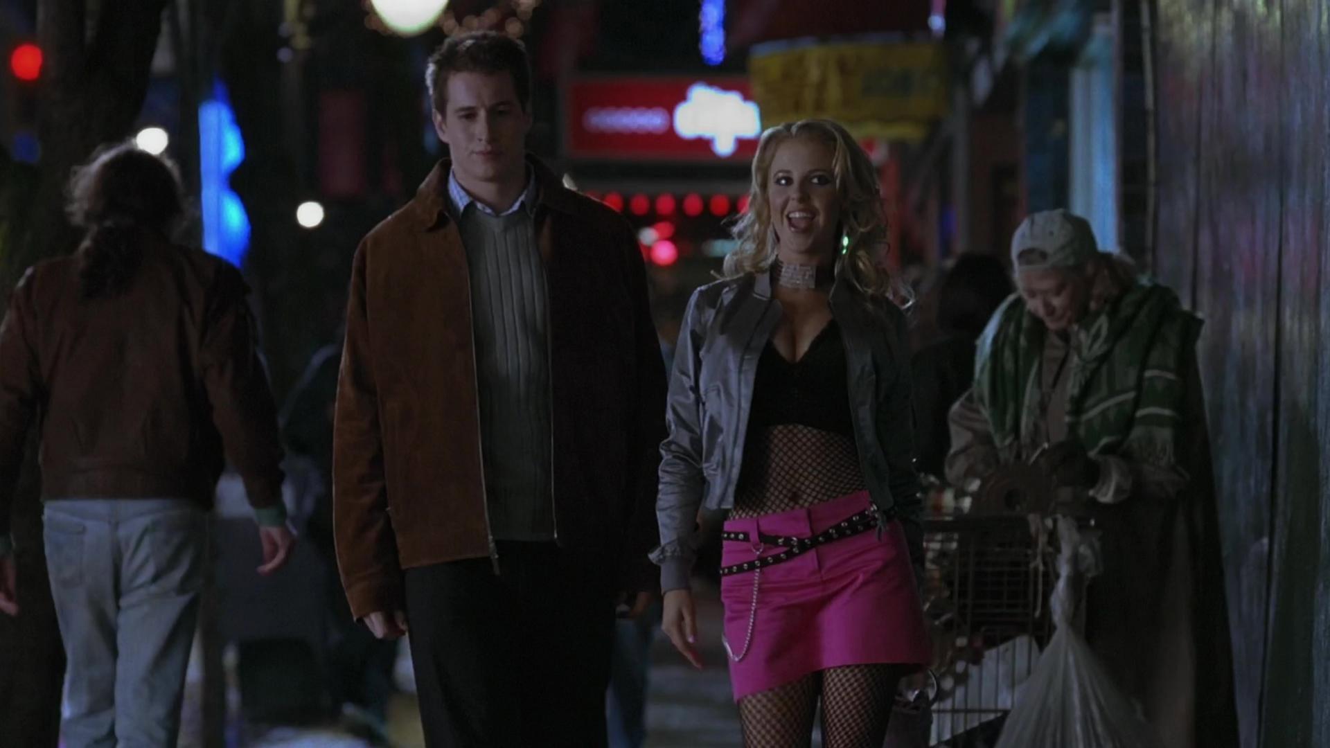 The Long Weekend 2005 movie scene