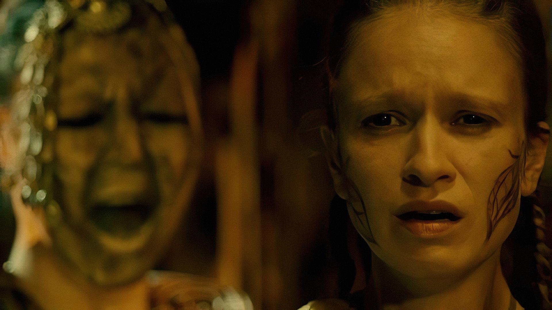 Split 2016 movie scene