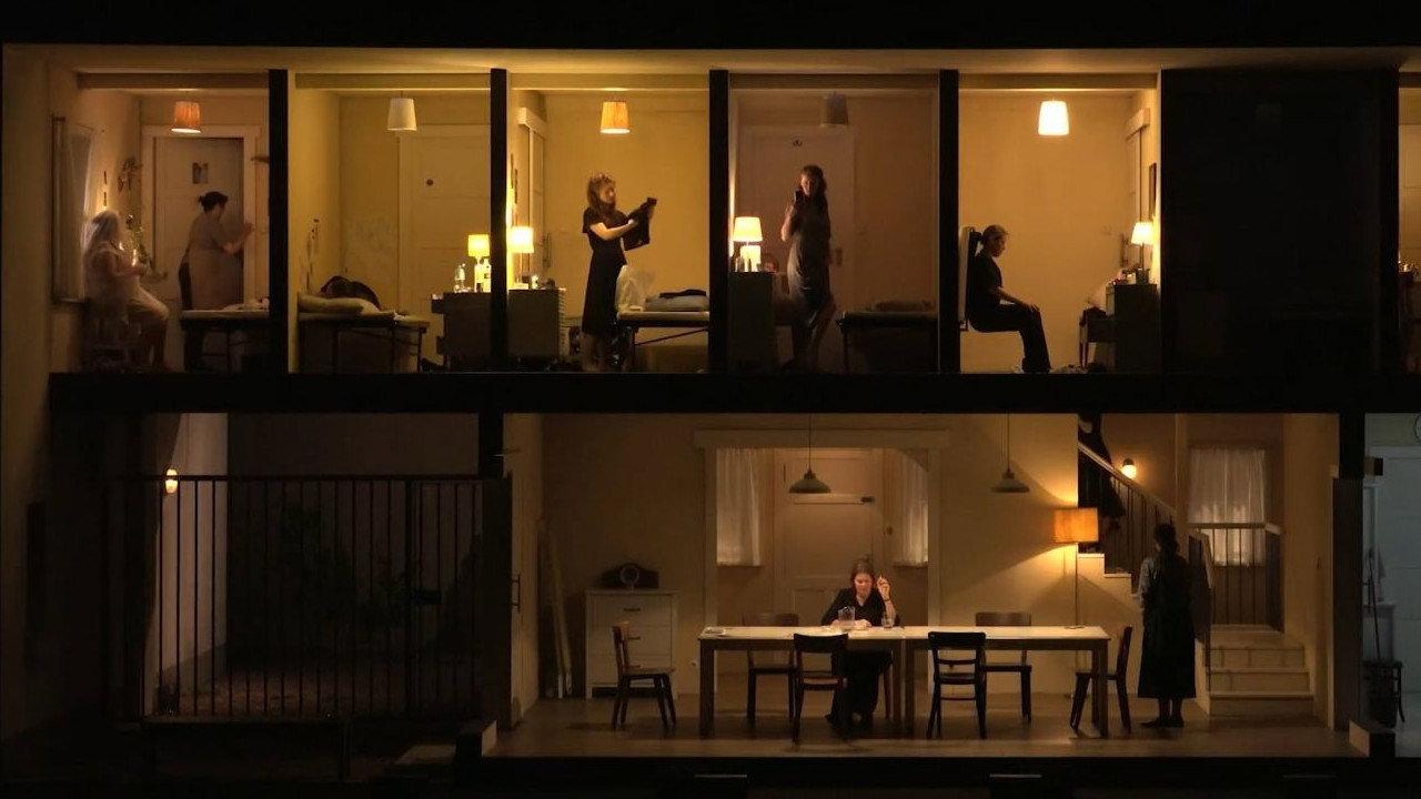 Bernarda Albas Haus 2025 movie scene