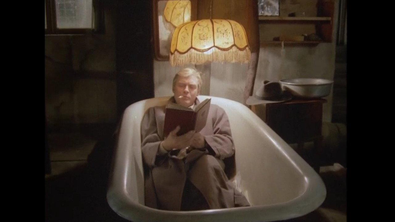 Ten Years Without Right to Write Letters 1990 movie scene