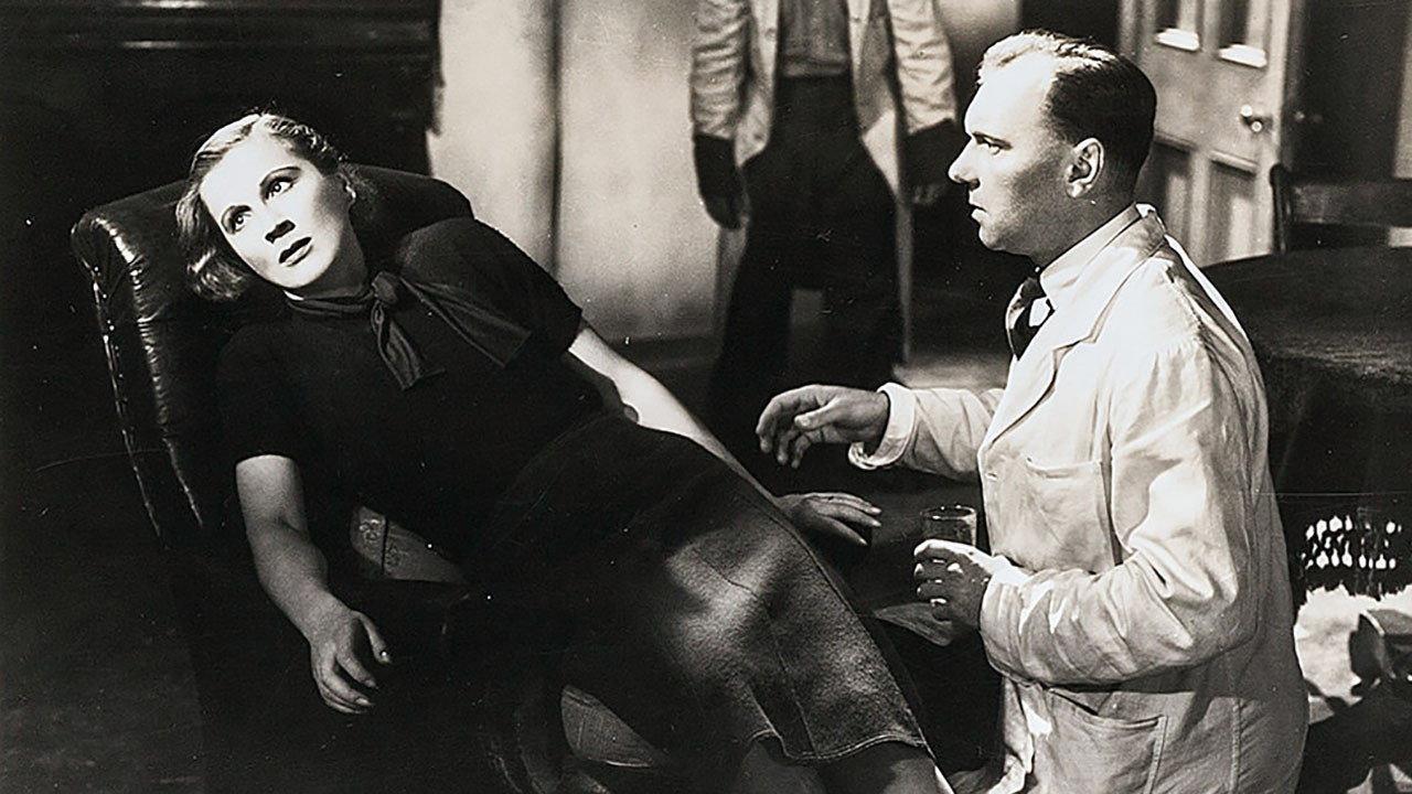 On the Night of the Fire 1939 movie scene