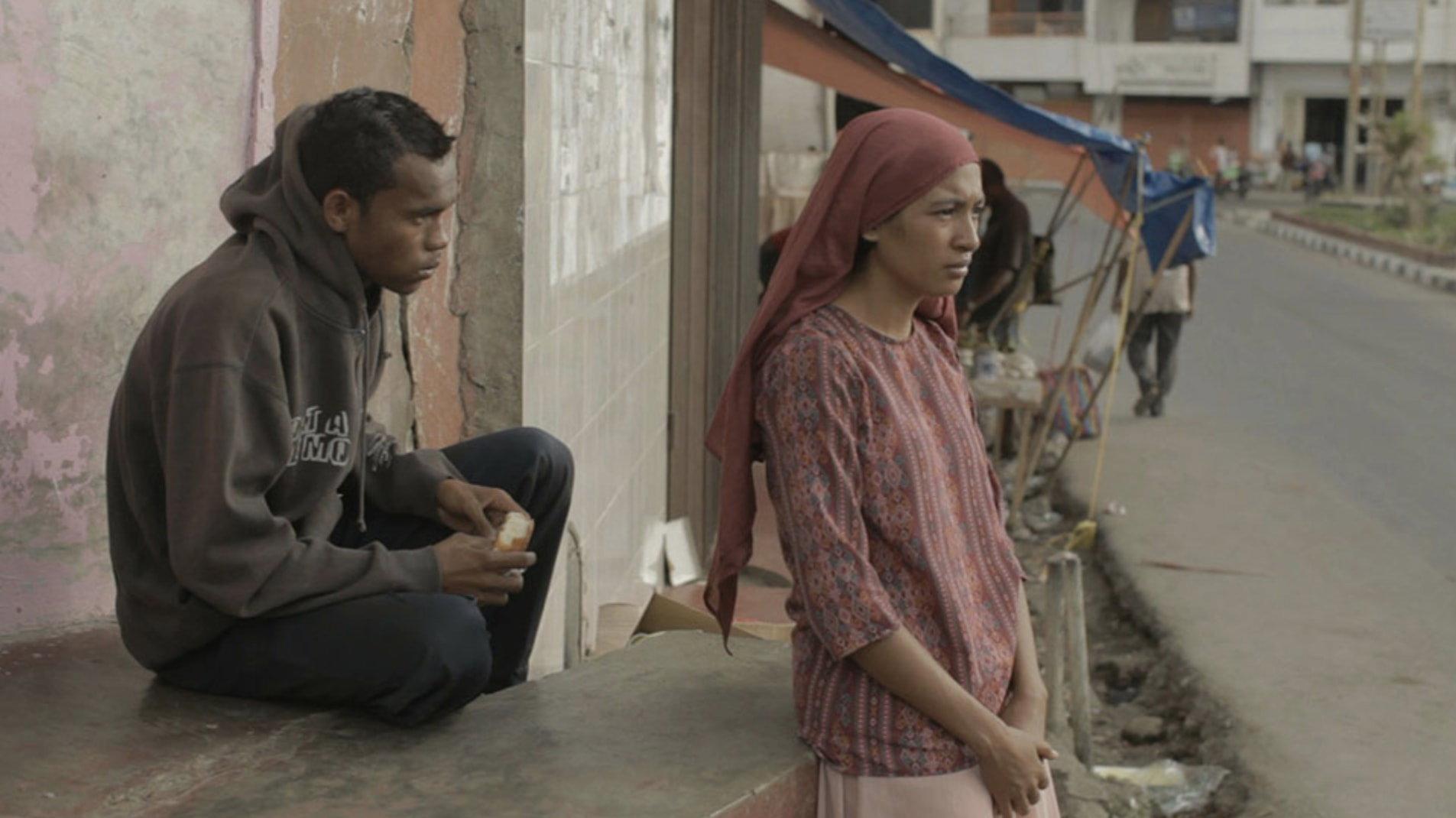 Atambua 39° Celsius 2012 movie scene