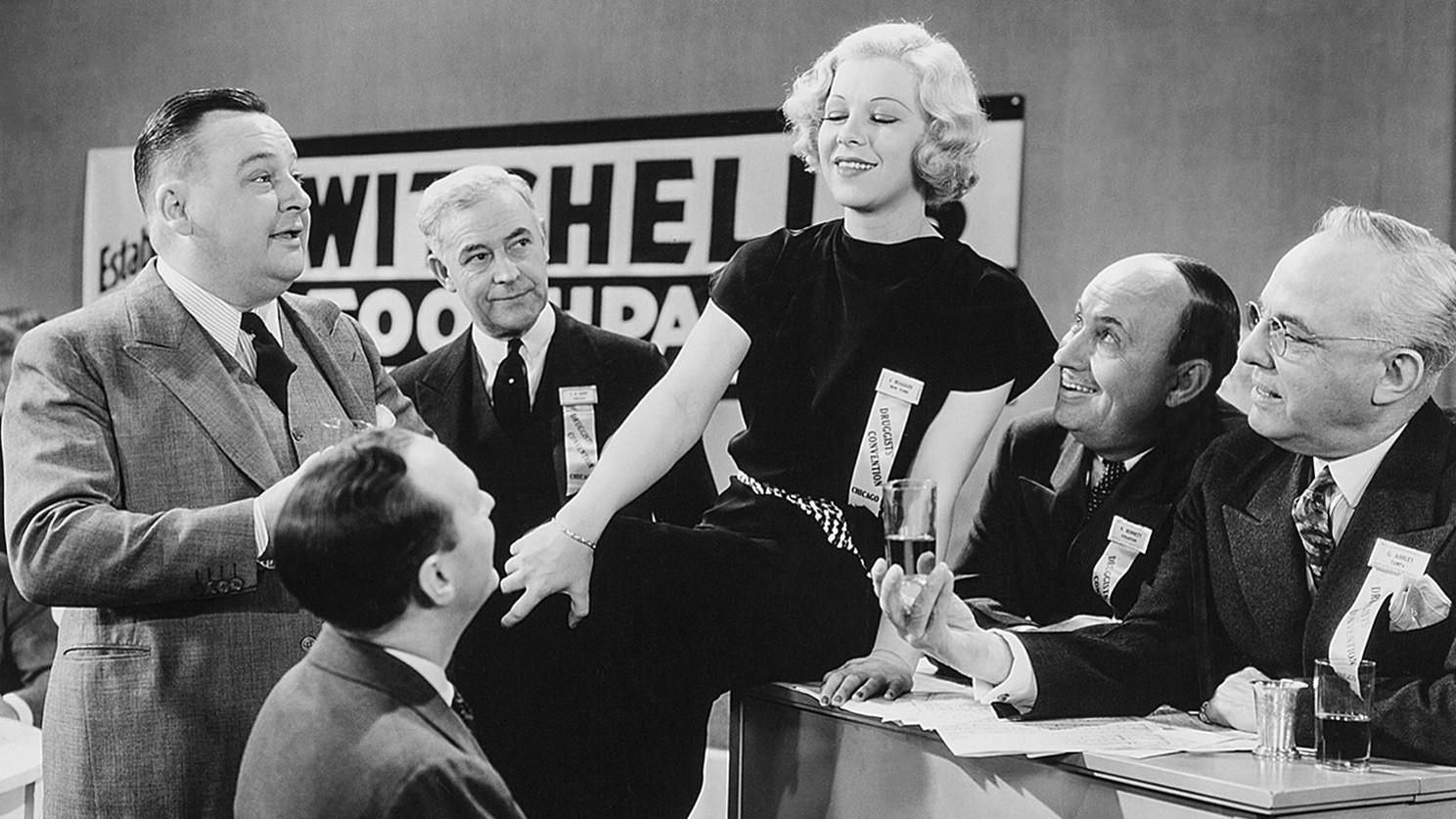 Traveling Saleslady 1935 movie scene