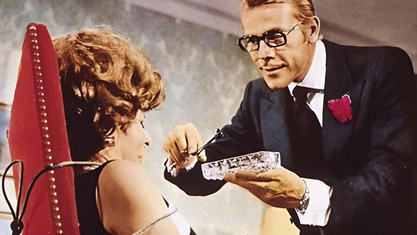 Your Sweet Body to Kill 1970 movie scene