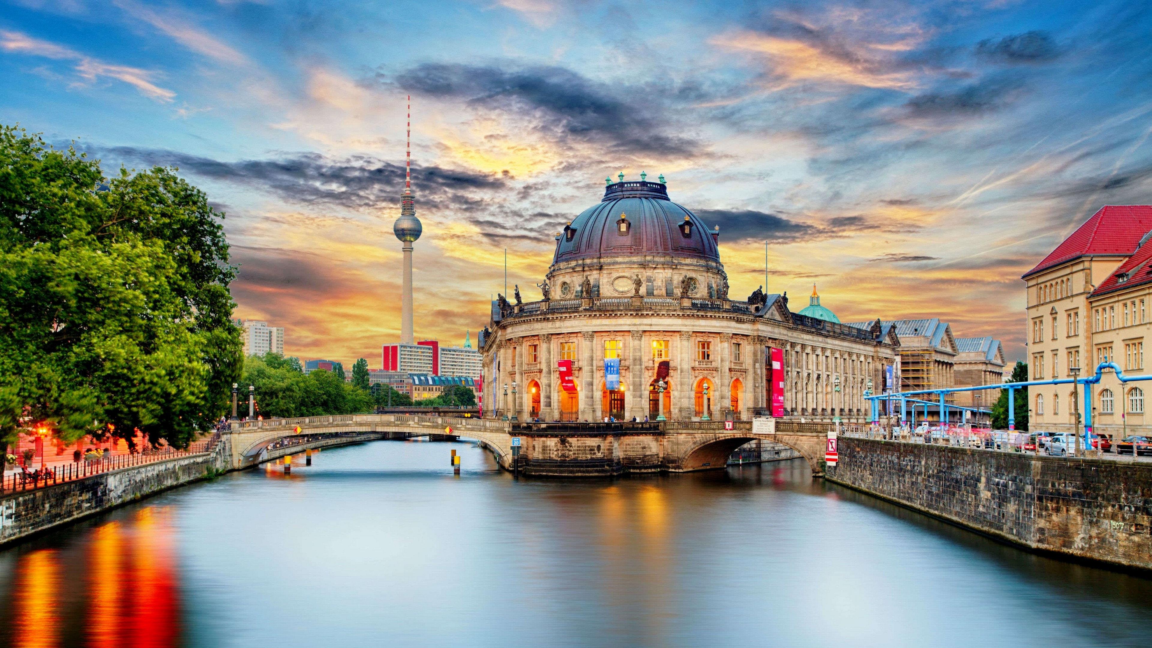 Berlin's Treasure Trove 2018 movie scene