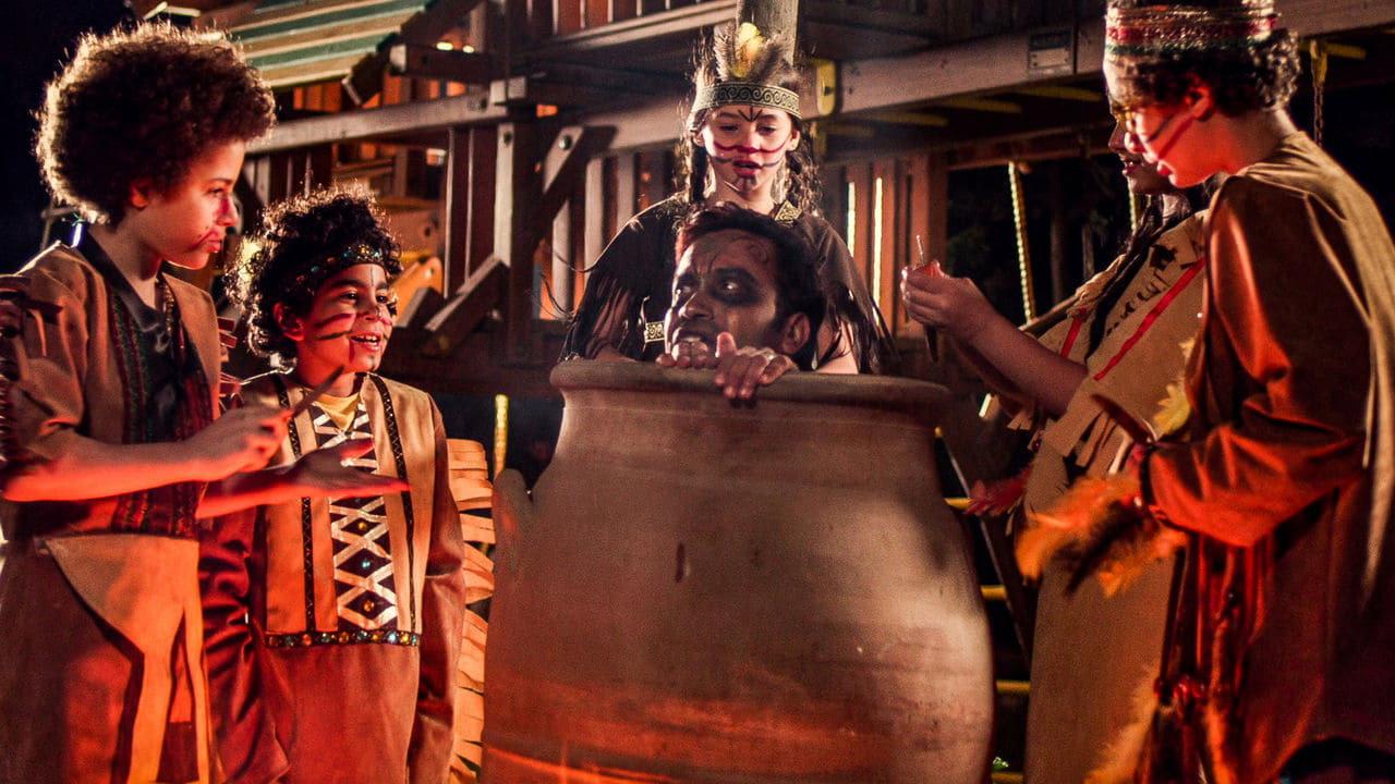 Best Neighbors 2014 movie scene