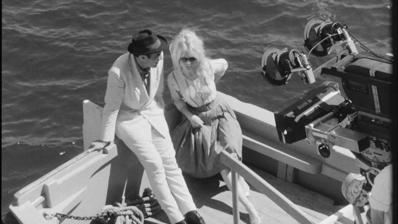 Bardot et Godard 1964 movie scene