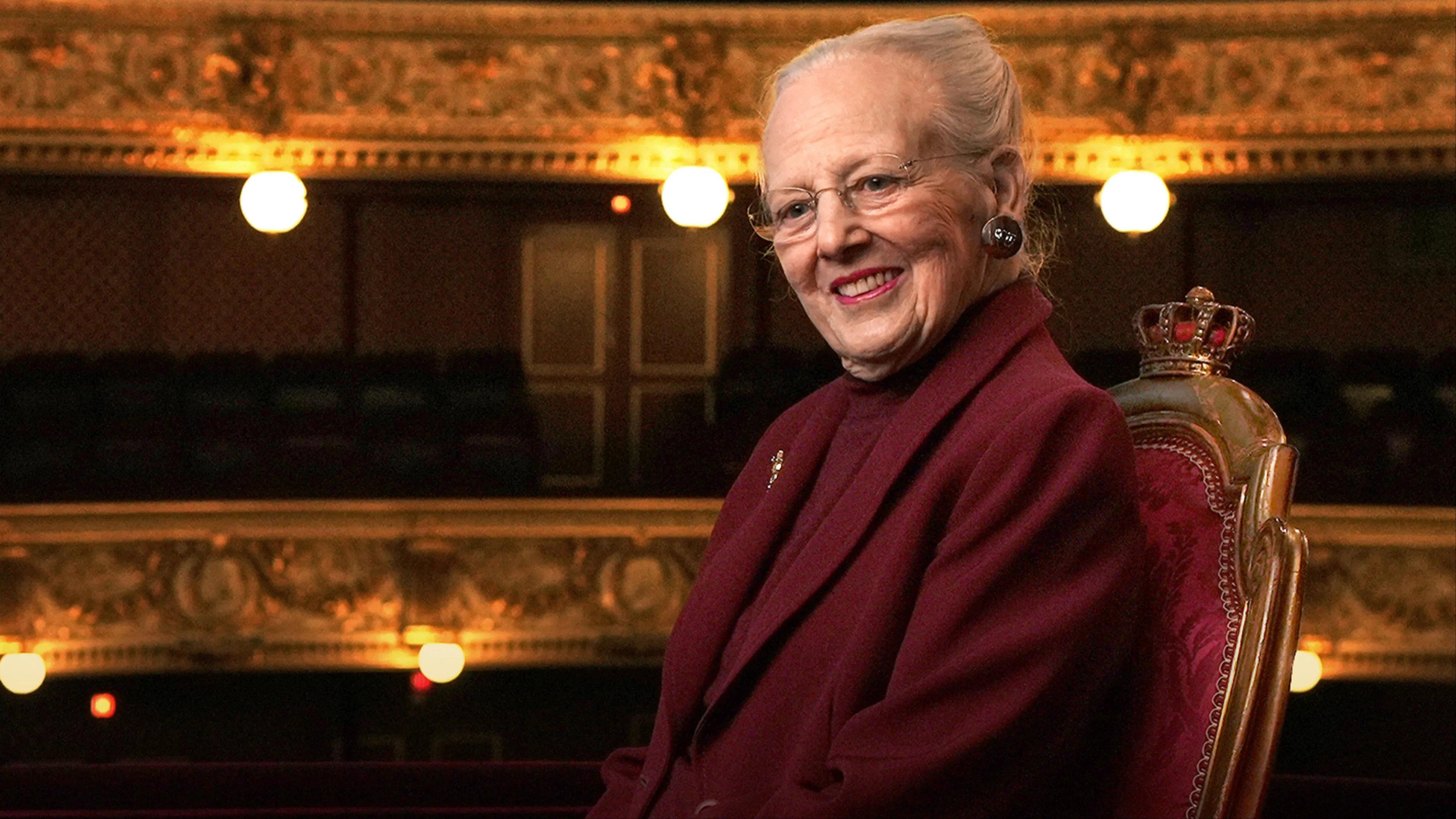 Dronning Margrethe & teatrets magi 2024 movie scene