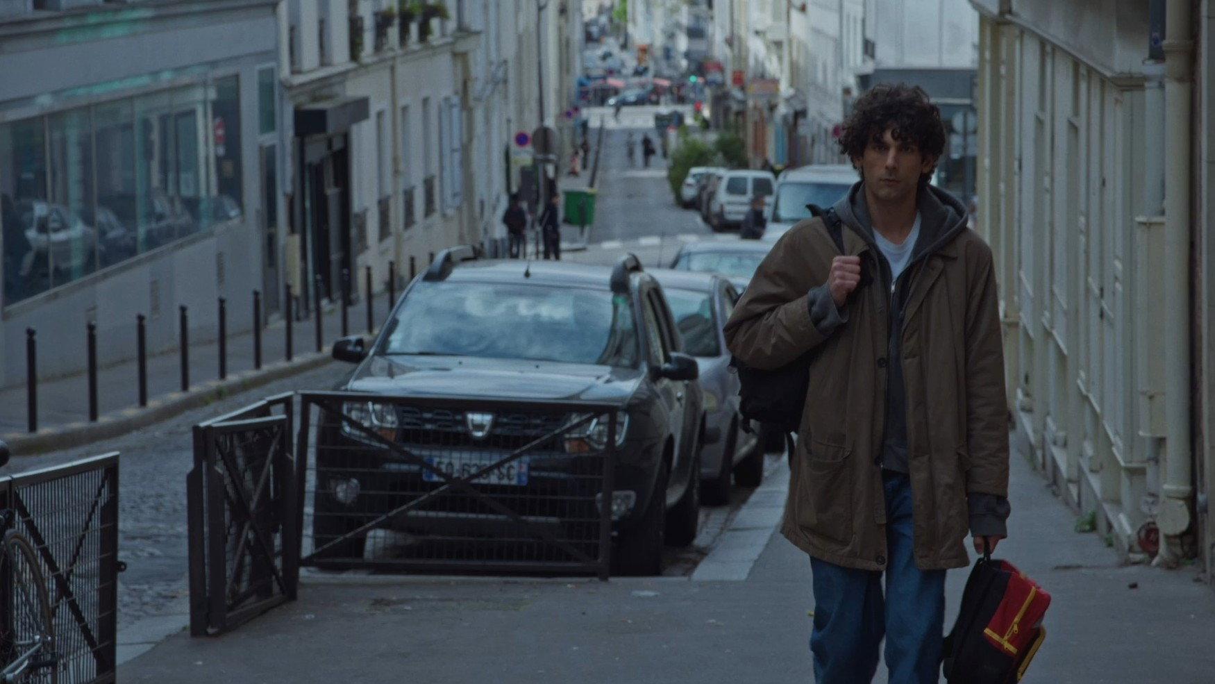 L'intrus  movie scene