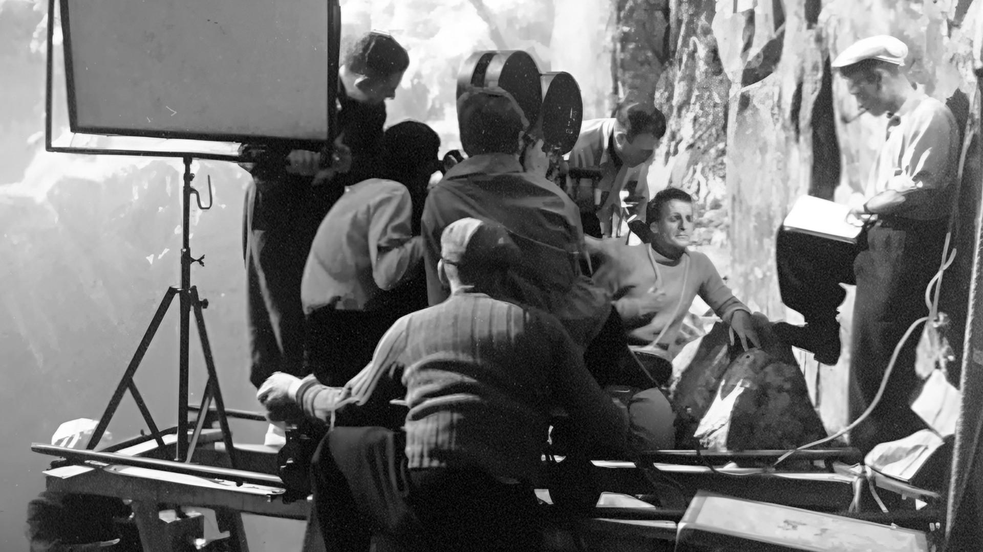 Autour d'un Film de Montagne 1944 movie scene