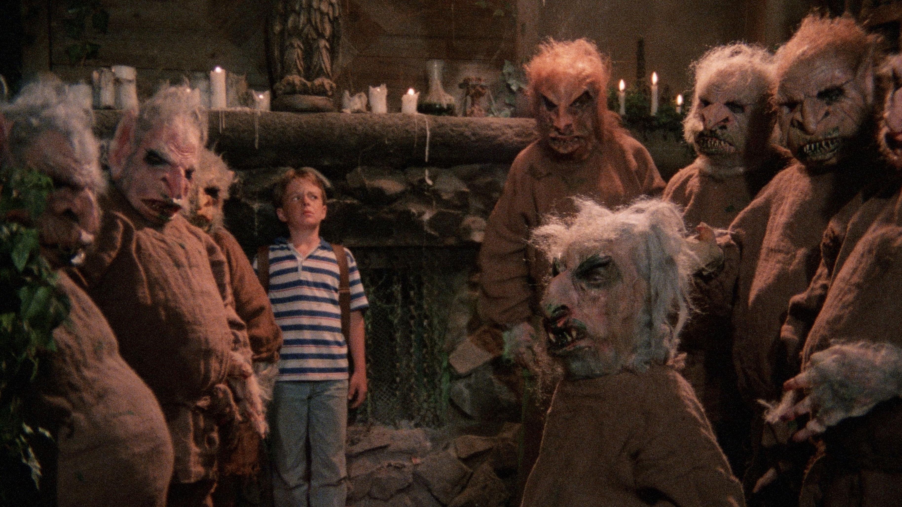 Troll 2 1990 movie scene