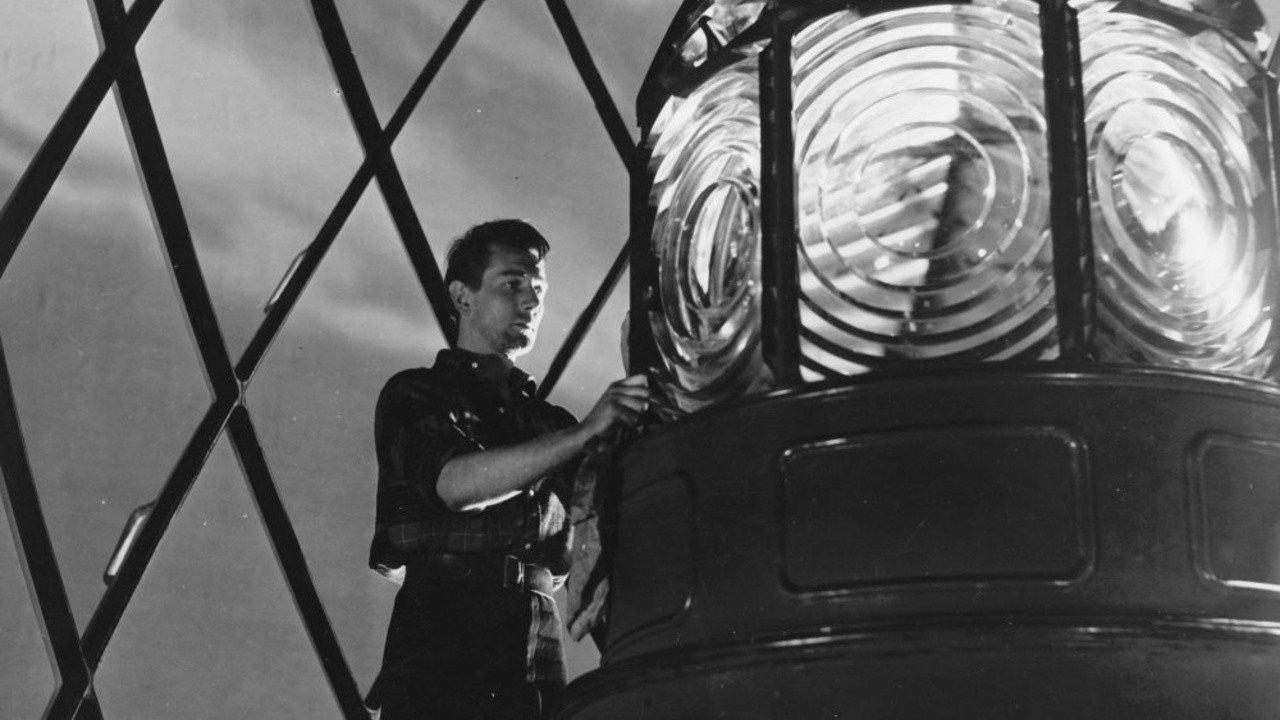 Thunder Rock 1942 movie scene