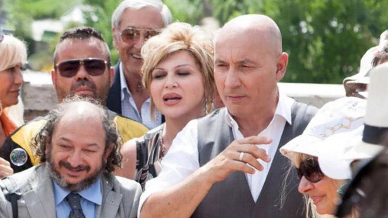 Uno, anzi due 2015 movie scene