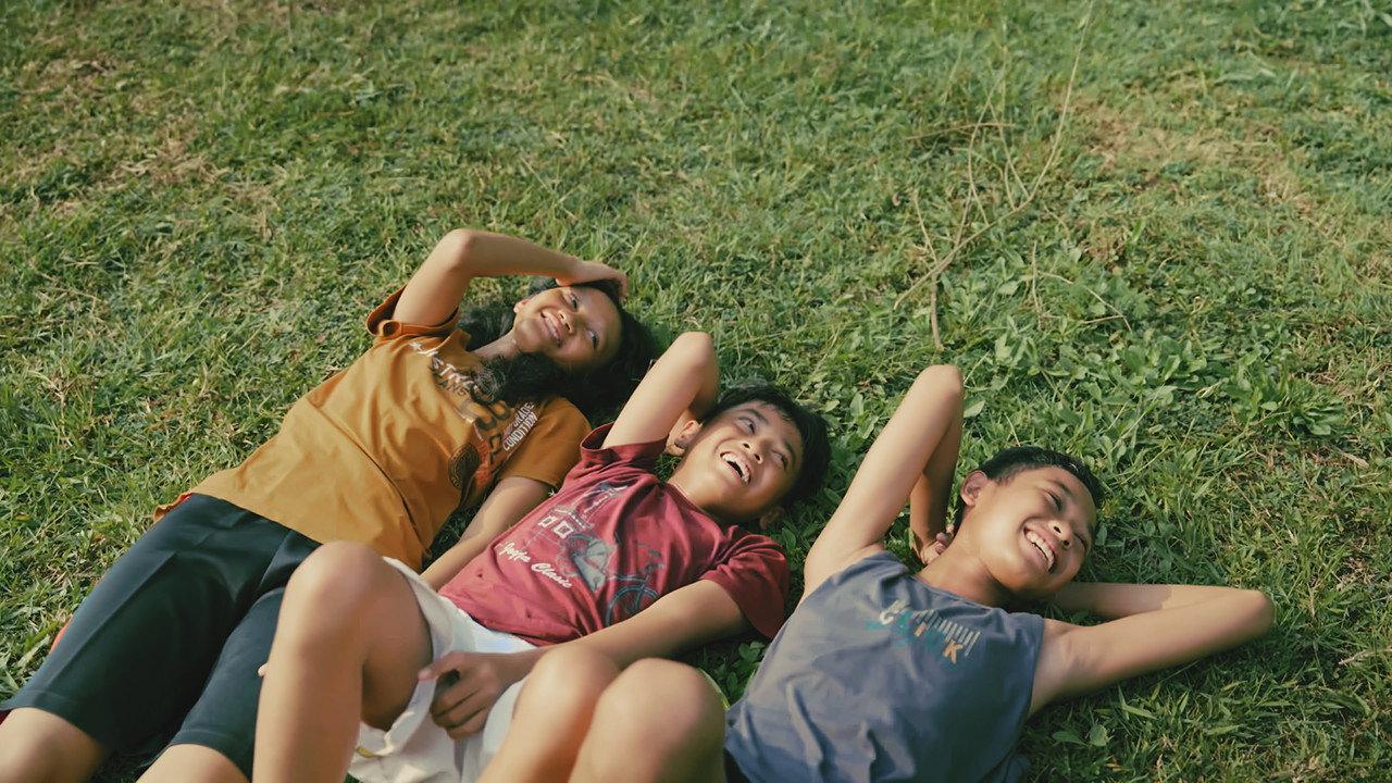 Ara, Dika, Raka 2023 movie scene