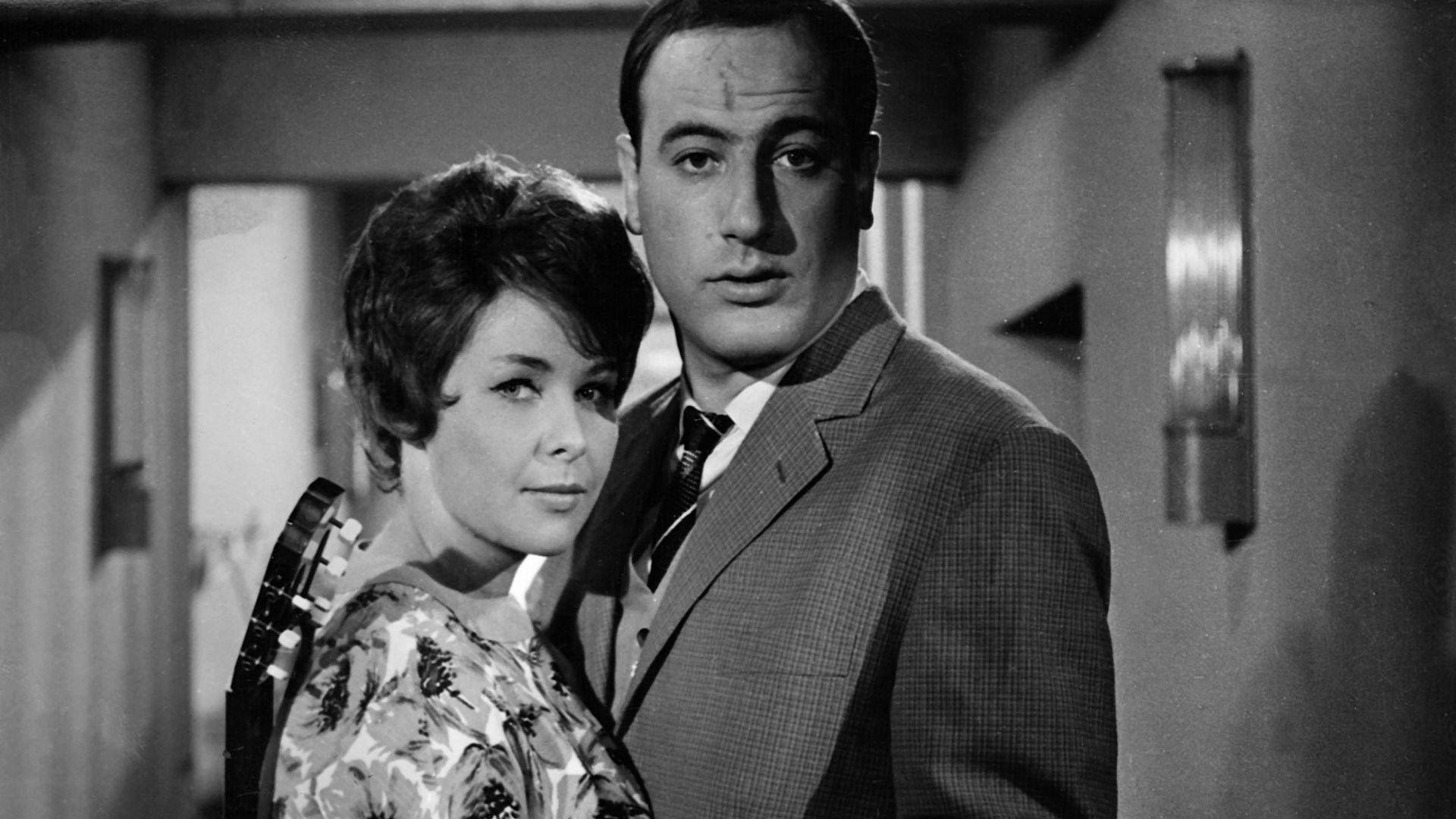 On the Sunny Side 1962 movie scene