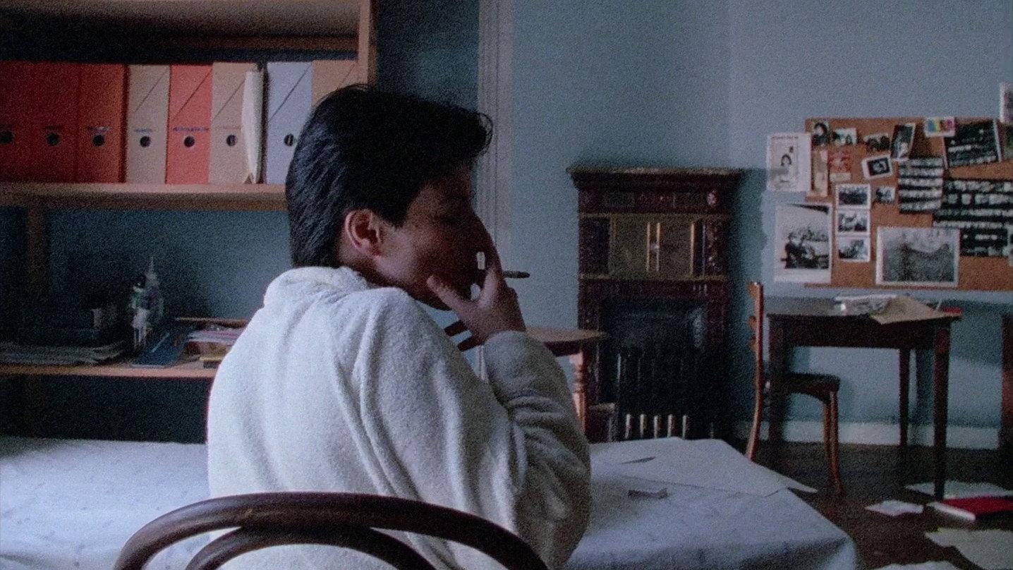 The Man with the Suitcase 1983 movie scene