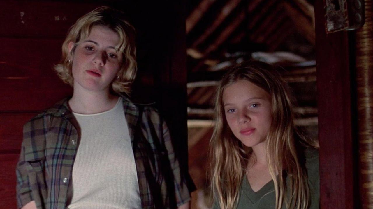 Manny & Lo 1996 movie scene